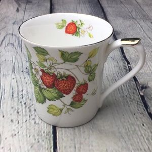 Queen’s fine bone China tea cup